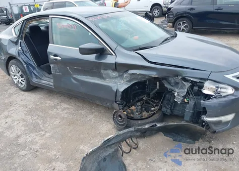 2013 Nissan Altima 2.5 S from USA, damaged, VIN 1N4AL3AP4DC271064